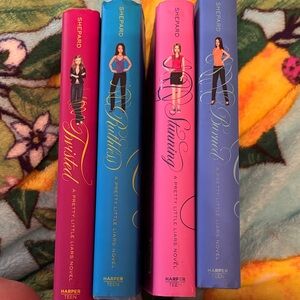 Pretty little liars Book series 9-12